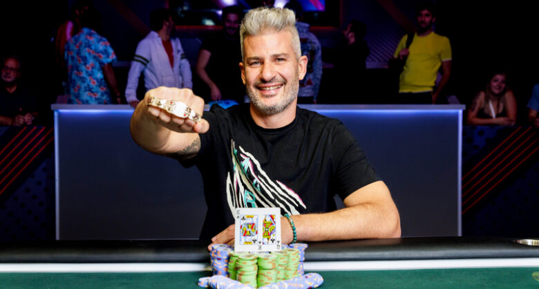 Jose Ignacio Barbero with a WSOP bracelet