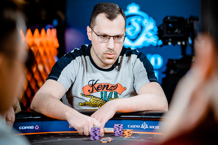 Artur Martirosian playing poker