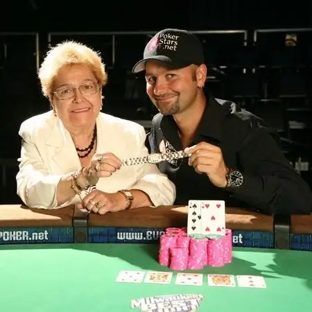 Daniel Negreanu with his mom.