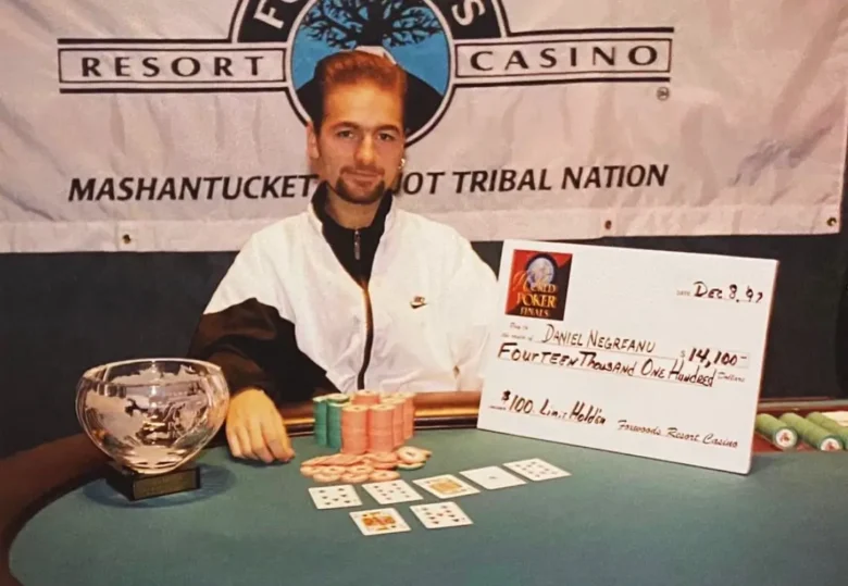 Daniel Negreanu with a $14,000 prize for the $100 Limit Hold'em event on December 8, 1997.