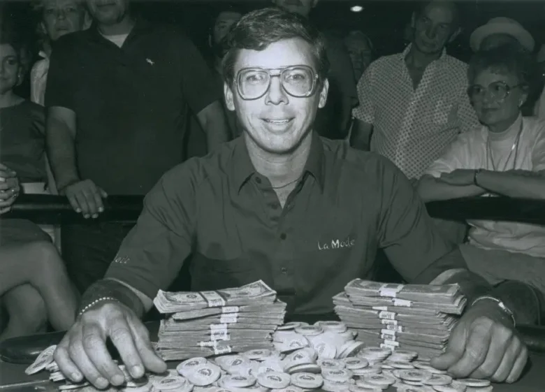 Mike Sexton won WSOP bracelet in 1989