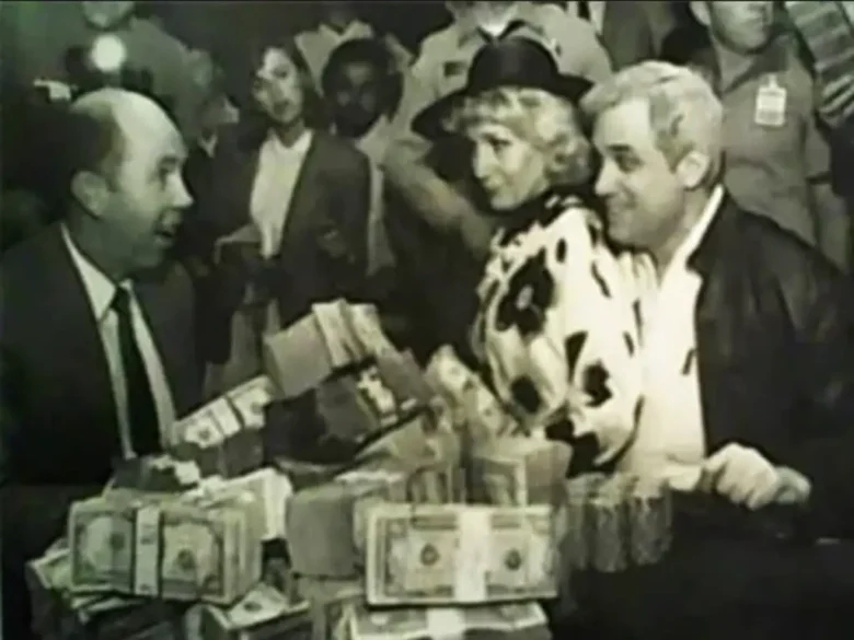 Jack Binion (on the left) and Berry Johnston with his wife after WSOP ME 1986