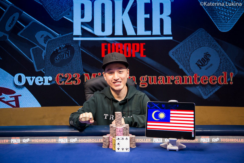 Chin Wei Lim with WSOP bracelet