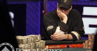 3327-Phil-Hellmuth.jpg