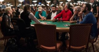 ElkY_Grospellier_and_Daniel_Negreanu.jpg